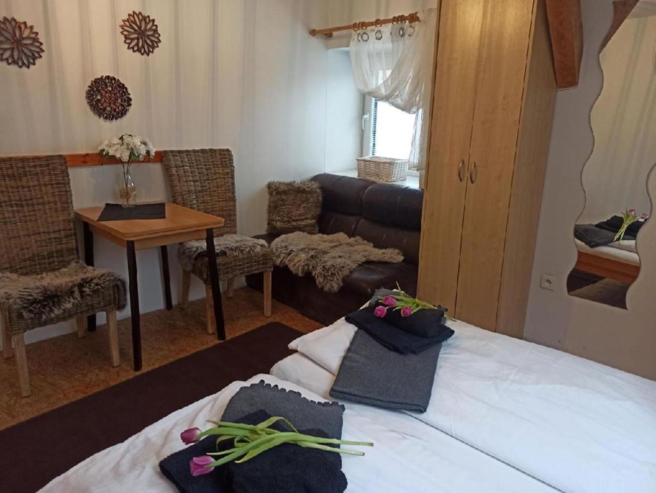 Apartmany Ziakova - Ubytovani Nove Hrady 111 Eksteriør billede